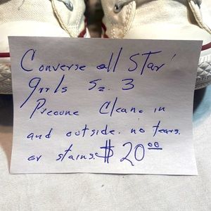 Converse girls Sz3 , good condition and , clean .